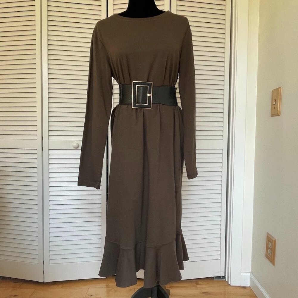 Casual long Knit Dress with Volant in dark olive green